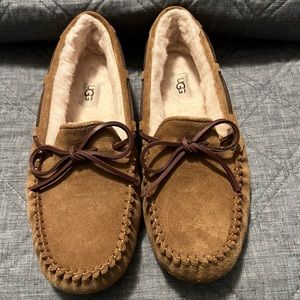 Ugh Dakota Moccasin, Chestnut, size 9
